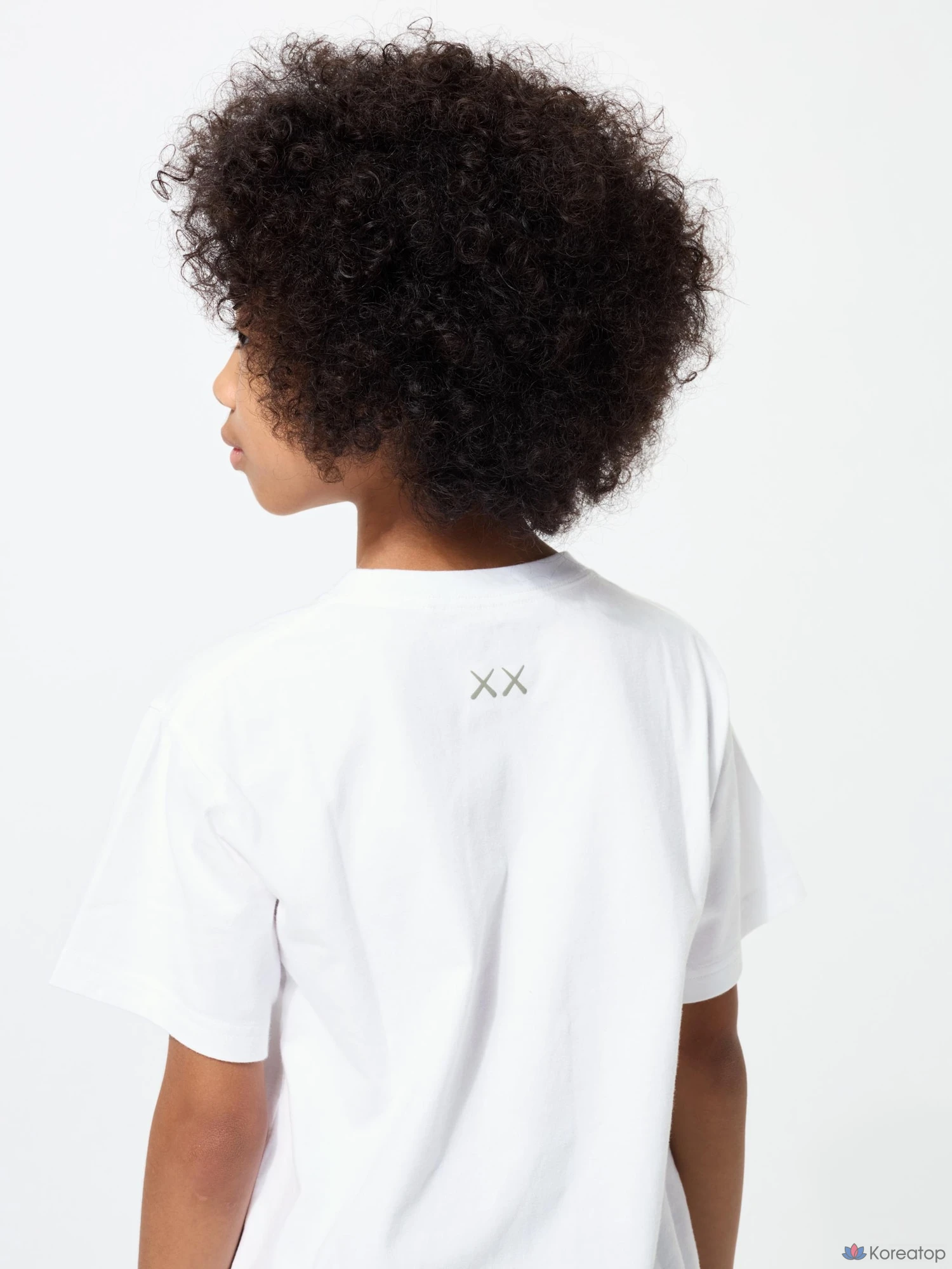 Футболка детская Uniqlo KAWS Universe UT Graphic T-Shirt, черный