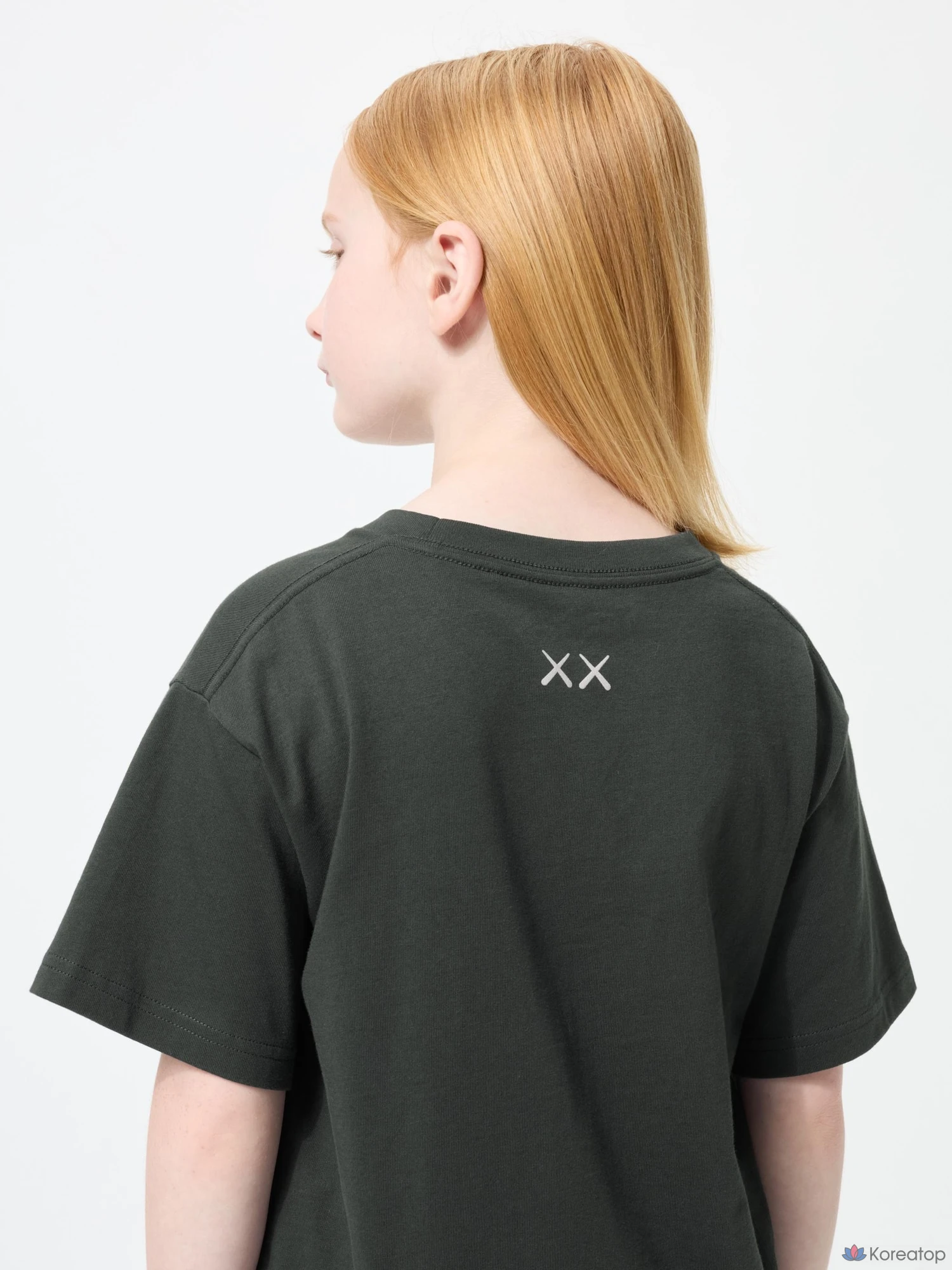 Футболка детская Uniqlo KAWS Universe UT Graphic T