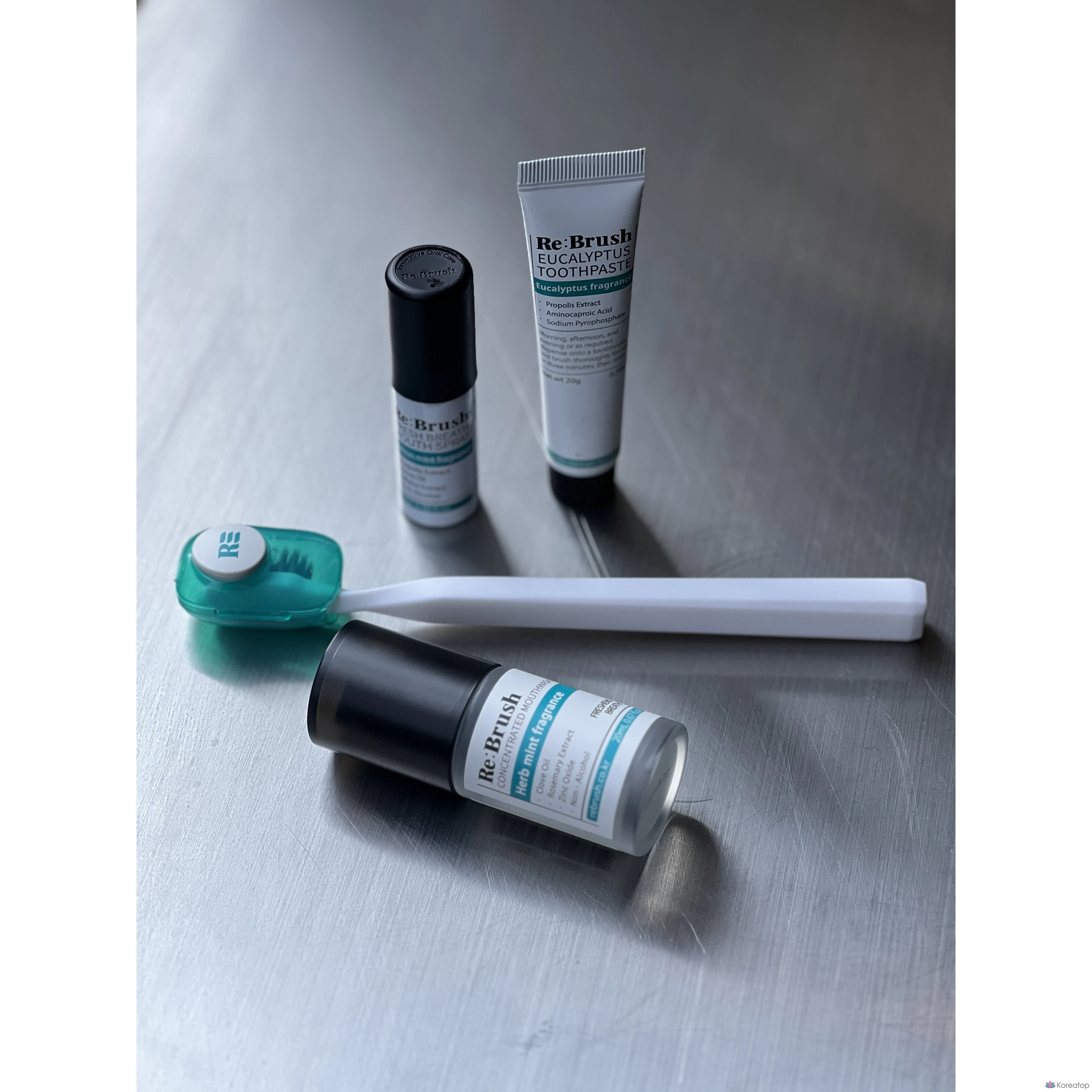 Портативный стерилизатор для зубных щеток Re:Brush Morph, White, 1 шт.