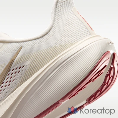 Кроссовки беговые женские Nike Pegasus 42 Keely Hodgkinson, фото 8