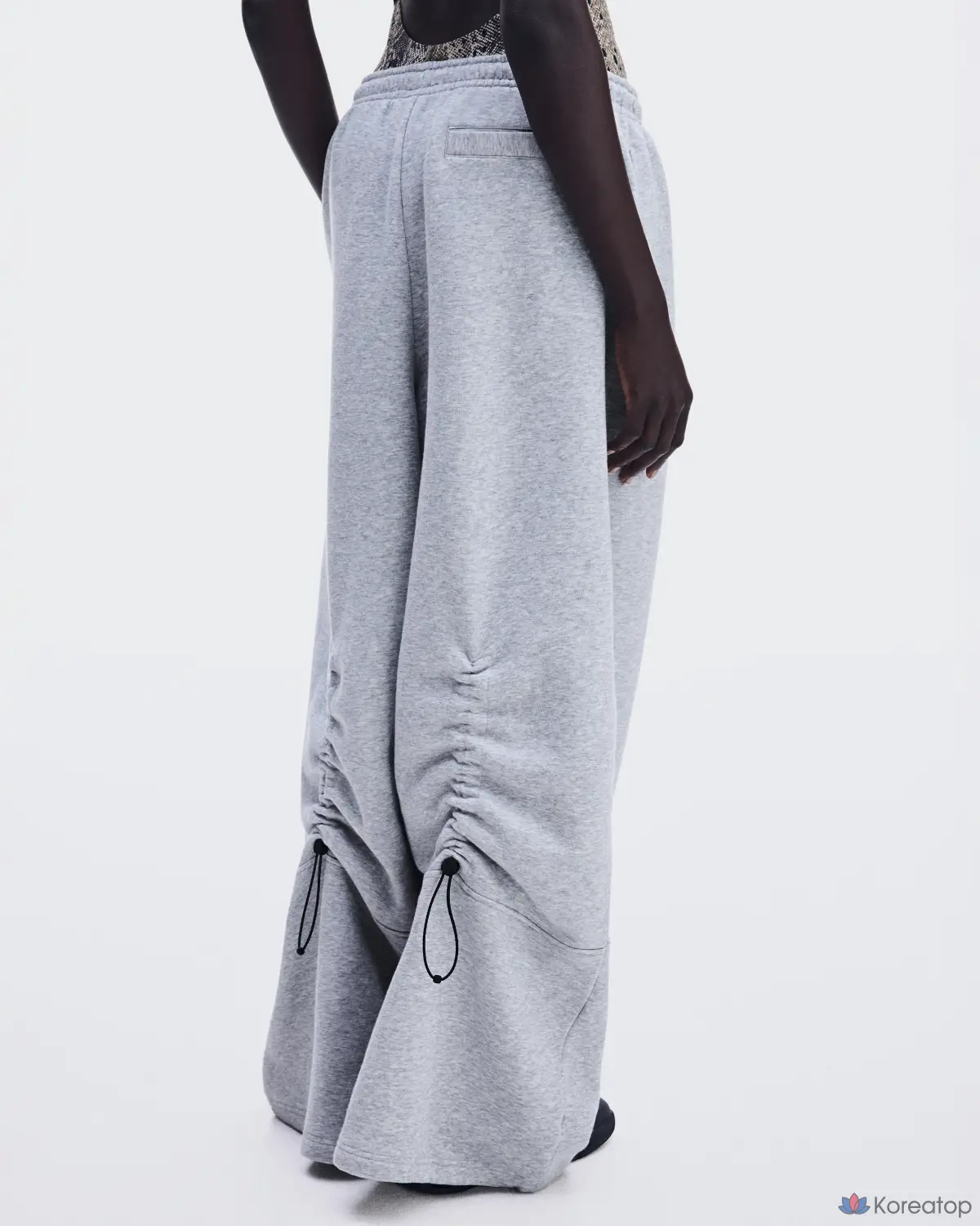 Спортивные штаны ON Oversized