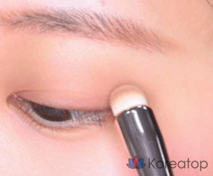 Кисть для макияжа Banila Co Fingertip Brush, 1 шт.