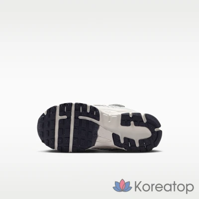 Кроссовки мужские Nike Zoom Vomero 5 SE SP, фото 2