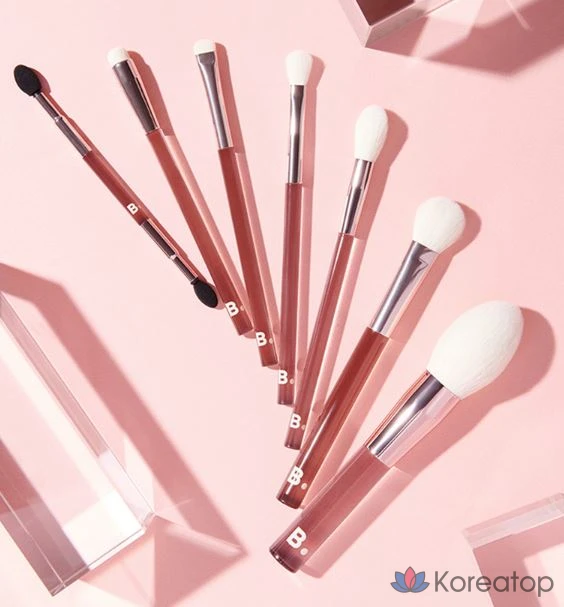 Кисть для макияжа Banila Co Fingertip Brush, 1 шт.
