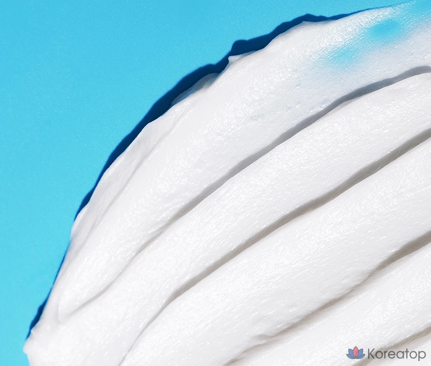 Пенка для умывания IsNtree Hyaluronic Acid Mild Cleansing Foam, 150 мл, 1 шт.