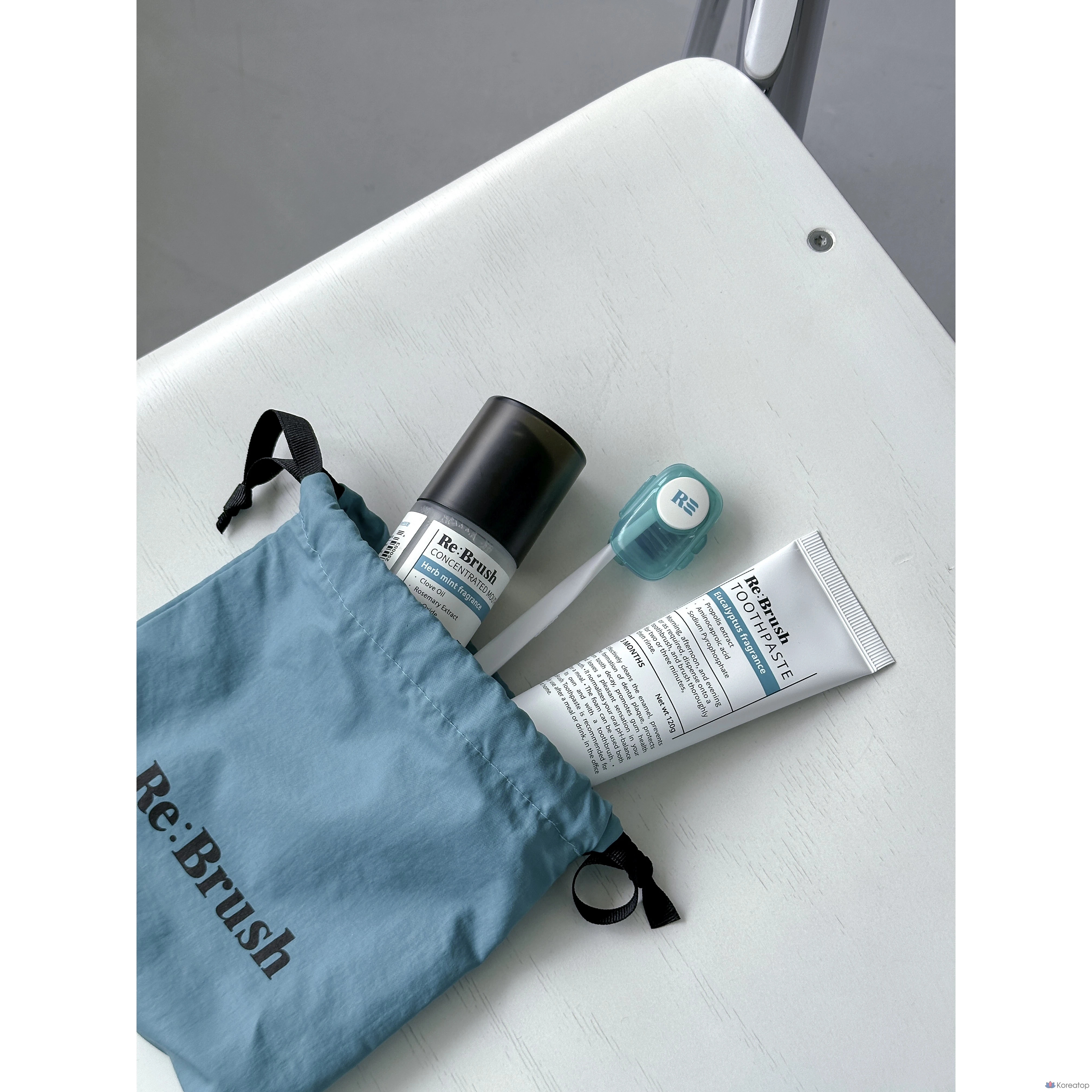 Портативный стерилизатор для зубных щеток Re:Brush Morph, White, 1 шт.