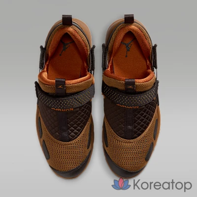 Кроссовки женские Jordan Trunner LX