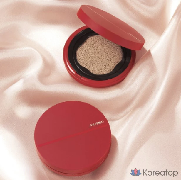 Кушон Shiseido Synchro Skin Glow Cushion Compact Case + Refill, оттенок Neutral 1, 13 г, 1 шт.