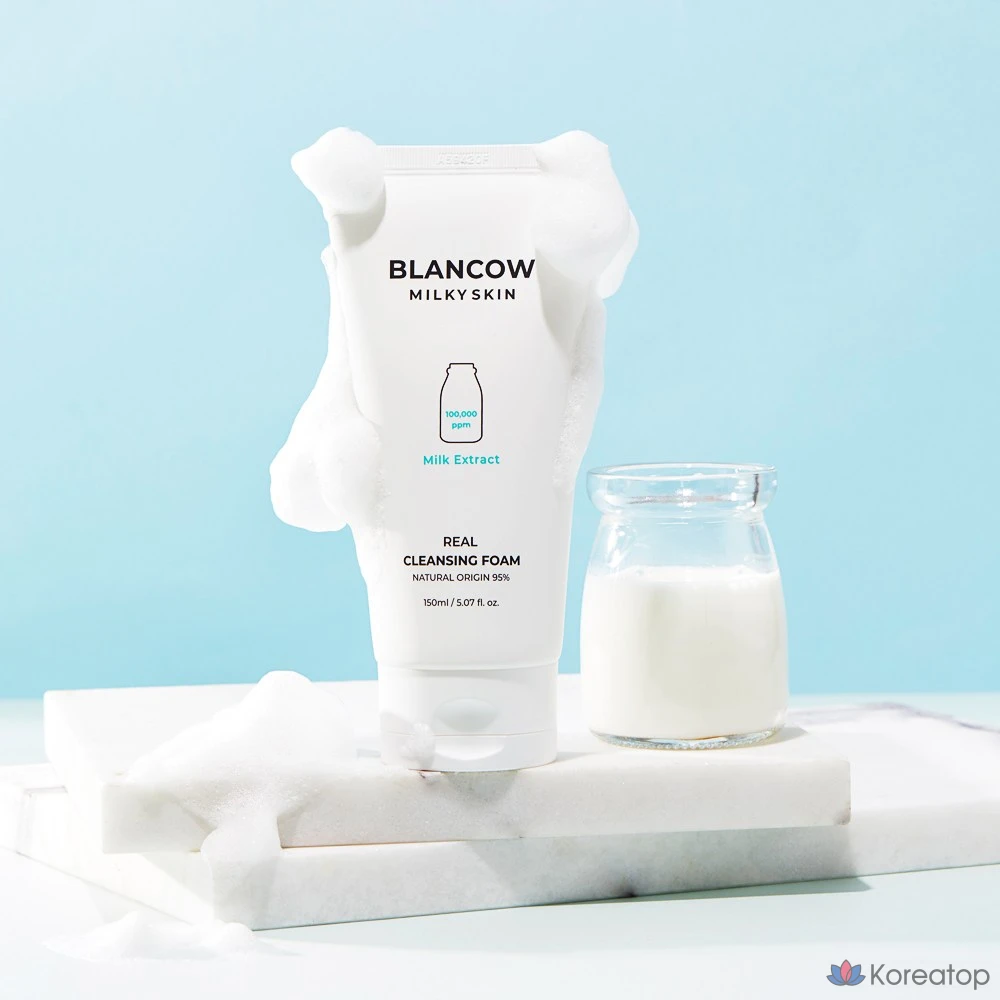 Очищающая пенка Blancow Real Milk Cleansing Foam, 150 мл, 1 шт.