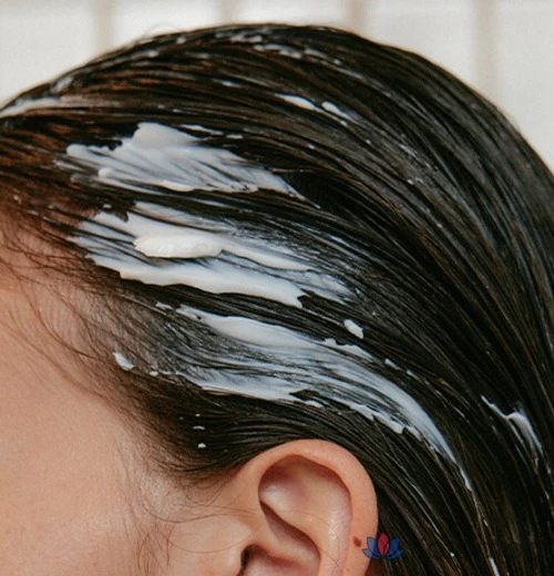 Кондиционер для волос HETRAS Silk Perfume Hair Treatment Hotel Wood, 1.013 л, 1 шт.