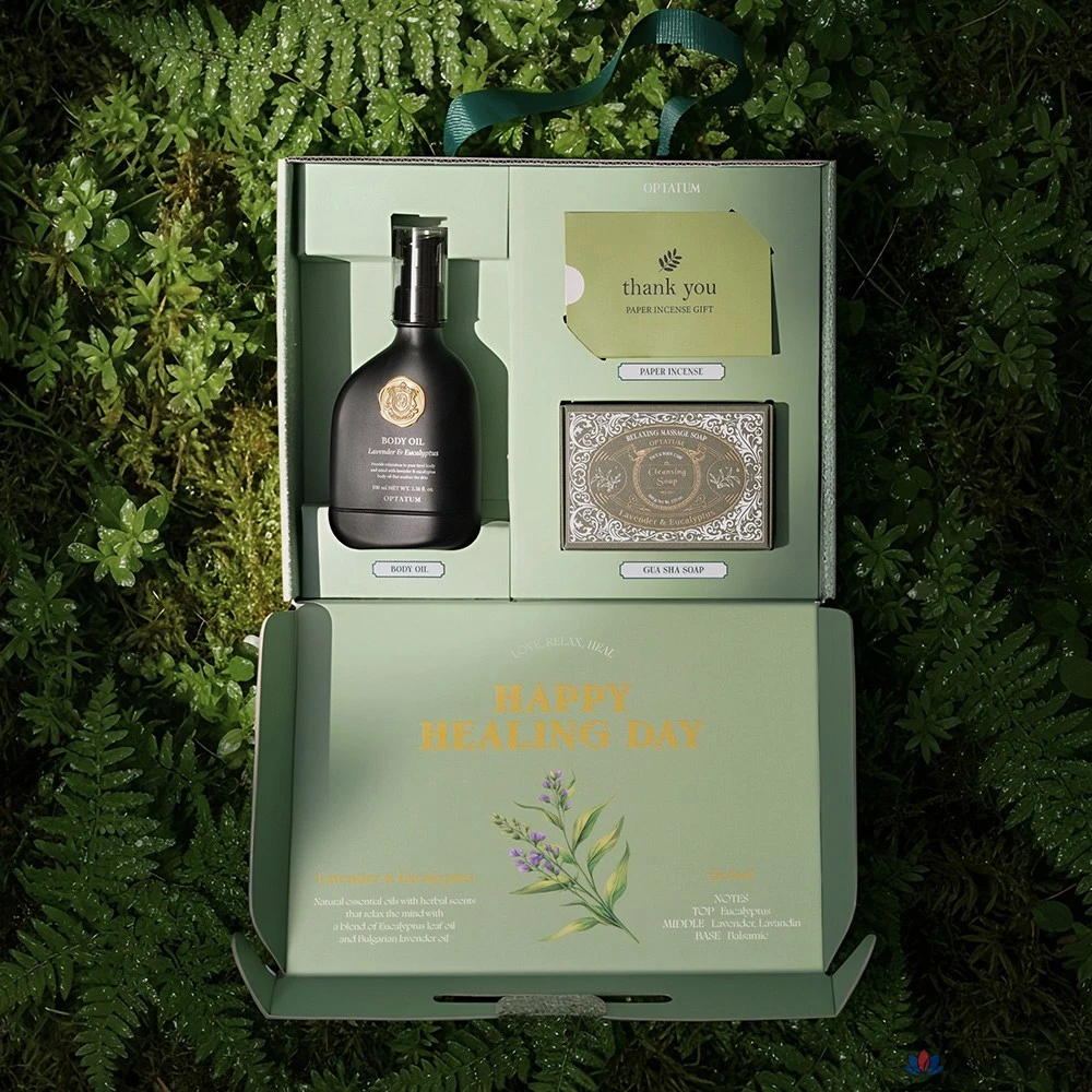 Набор для ухода Optatum Vegan Body Oil & Gua Sha Soap Gift Set, 1 шт.