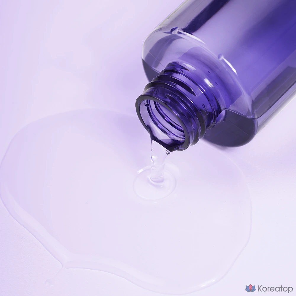 Тонер IsNtree Onion Newpair Essence Toner, 200 мл, 1 шт.