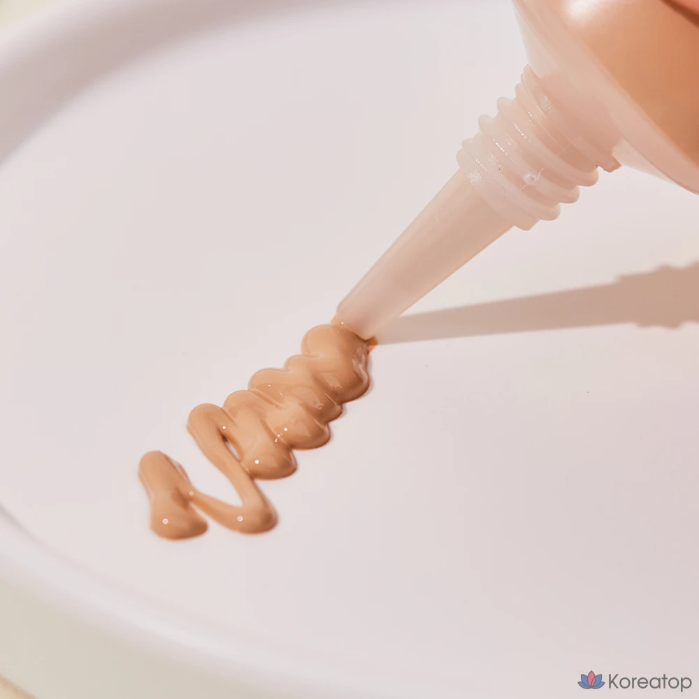 Тональная основа TFIT Radiance Fit Serum Foundation, оттенок W02 Almond Butter, 30 г, 1 шт., фото 4