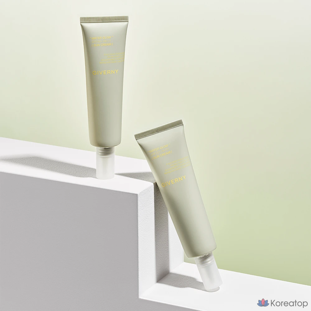 Солнцезащитный крем Giverny Water Glow Sun Cream SPF50+ PA+++, 50 мл, 1 шт.