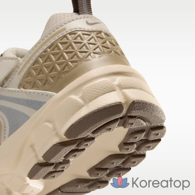 Кроссовки мужские Nike Zoom Vomero 5 SE SP, фото 8