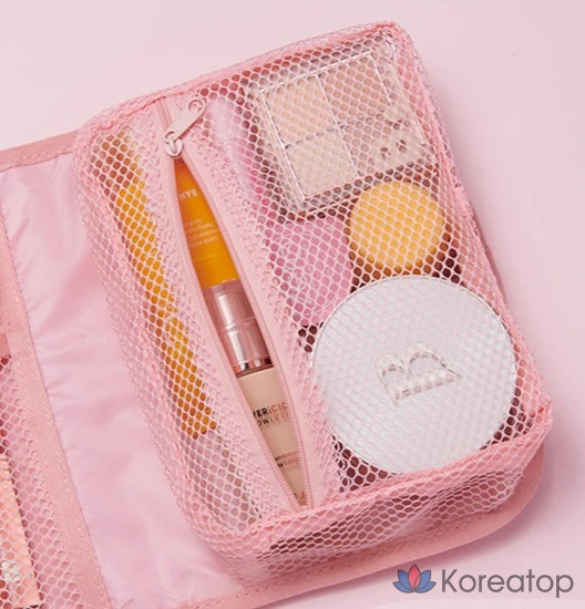 Набор для ухода Banila Co Travel Pouch, Pink, 1 шт.