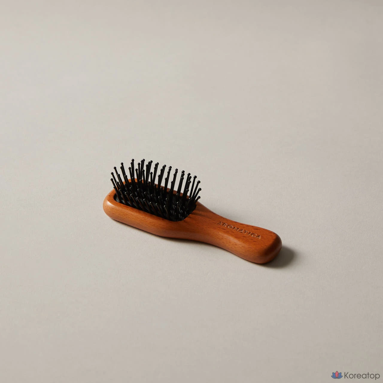 Щетка для волос Aromatica Wooden Scalp Hairbrush Small, 1 шт.