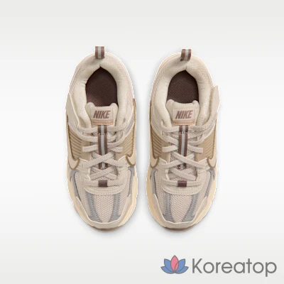 Кроссовки мужские Nike Zoom Vomero 5 SE SP, фото 4