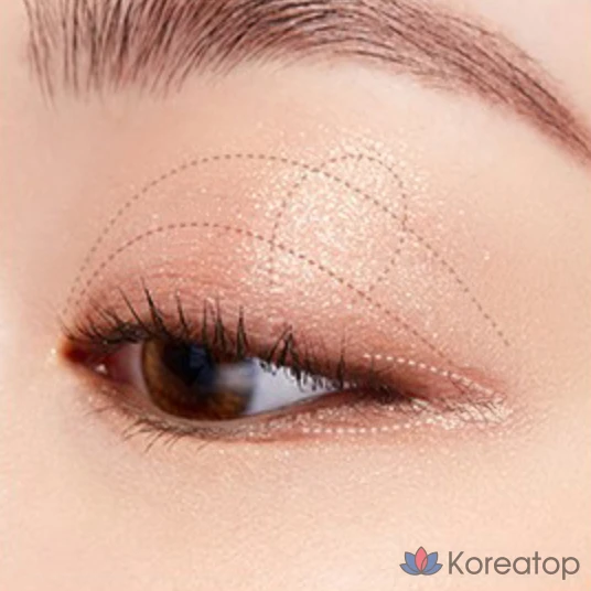 Тени для век FMGT Eye Moment Shadow Palette, оттенок 04 Natural Glow, 1 шт.