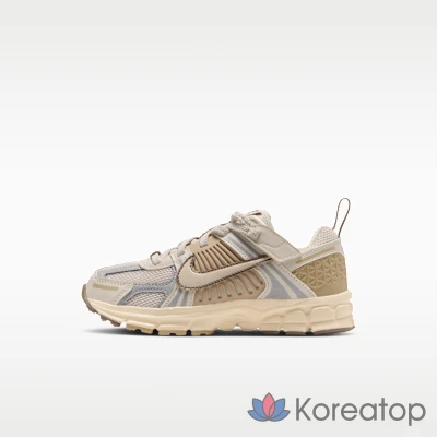 Кроссовки мужские Nike Zoom Vomero 5 SE SP