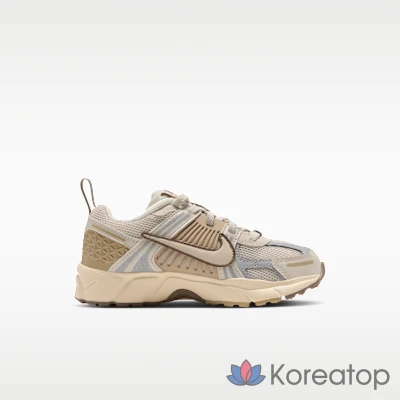 Кроссовки мужские Nike Zoom Vomero 5 SE SP, фото 3