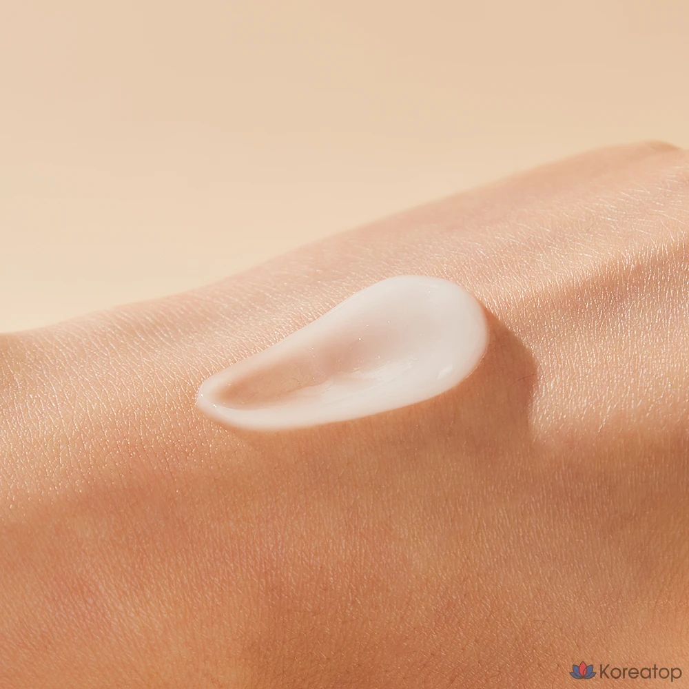 Крем для лица SKIN1004 Centella Tone Brightening Capsule Cream, 75 мл, 1 шт.