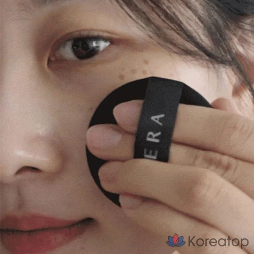 Кушон Hera New Black Cushion Foundation Refill, оттенок 17C1, 15 г, 1 шт.