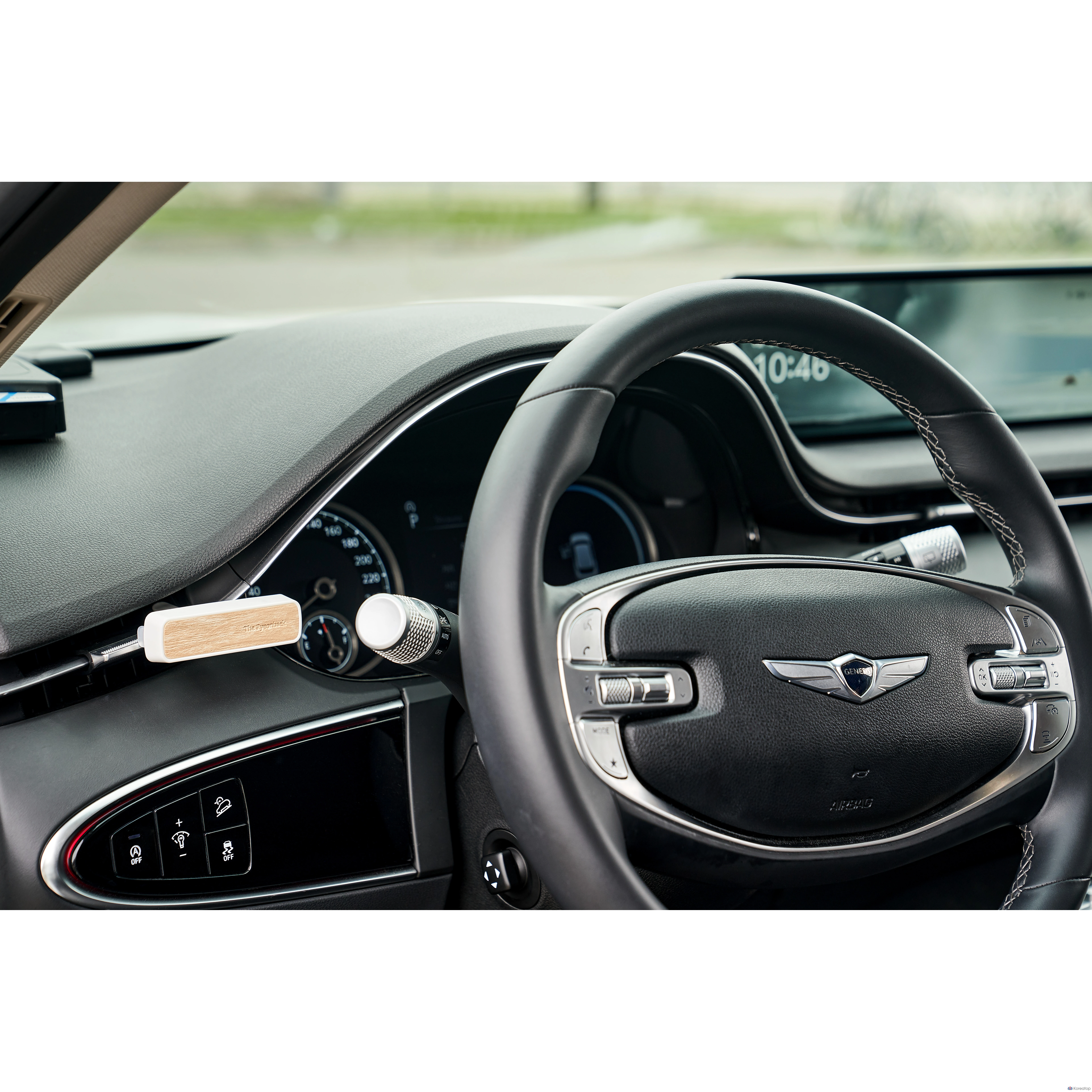 Ароматизатор для автомобиля Bullsone Grass The Cypress, для дефлектора, набор (основной блок + мембранный рефилл 2 шт.), аромат фитонцидов, 1 шт.