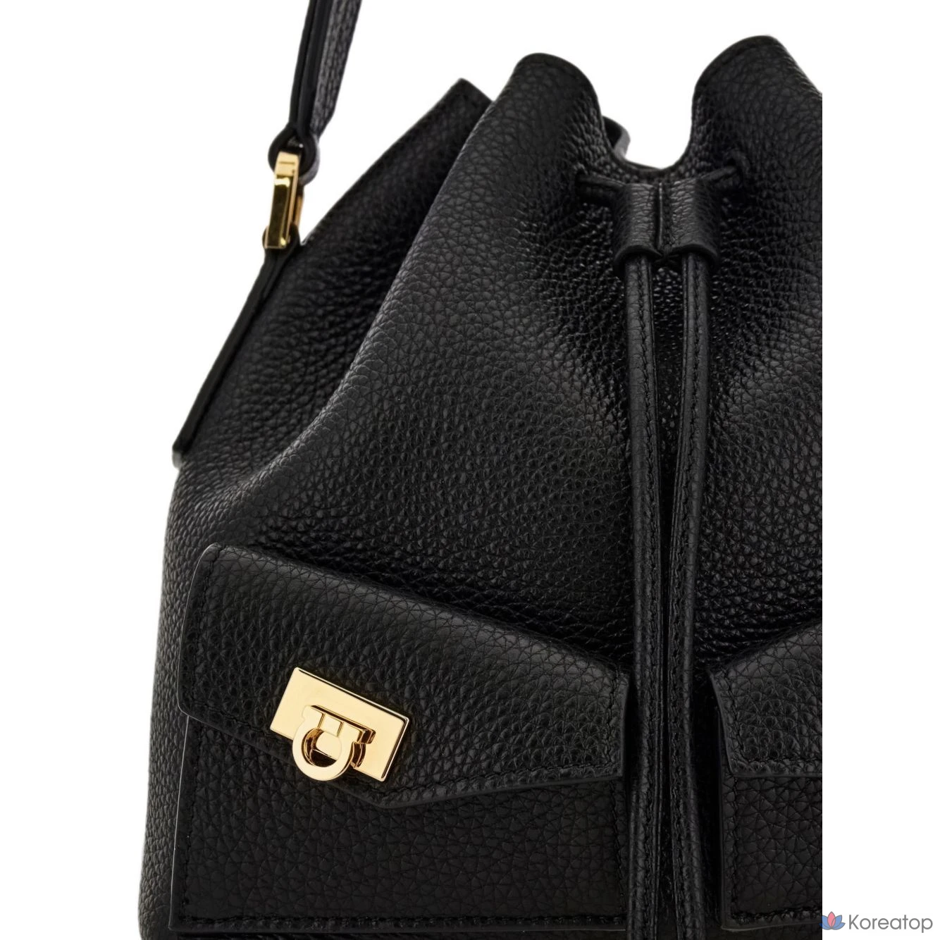 Сумка Ferragamo Multi Pocket Bucket Bag