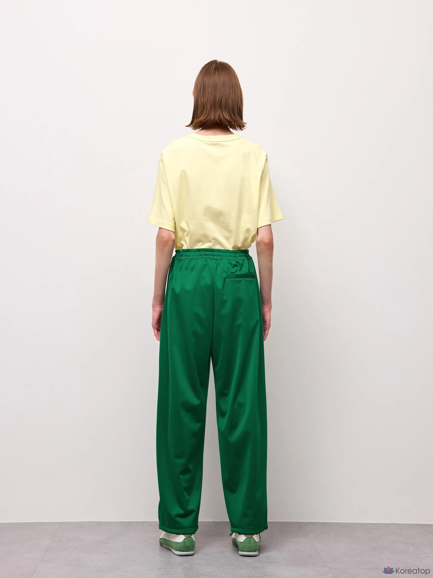 Брюки Uniqlo Wide Straight Track Pants