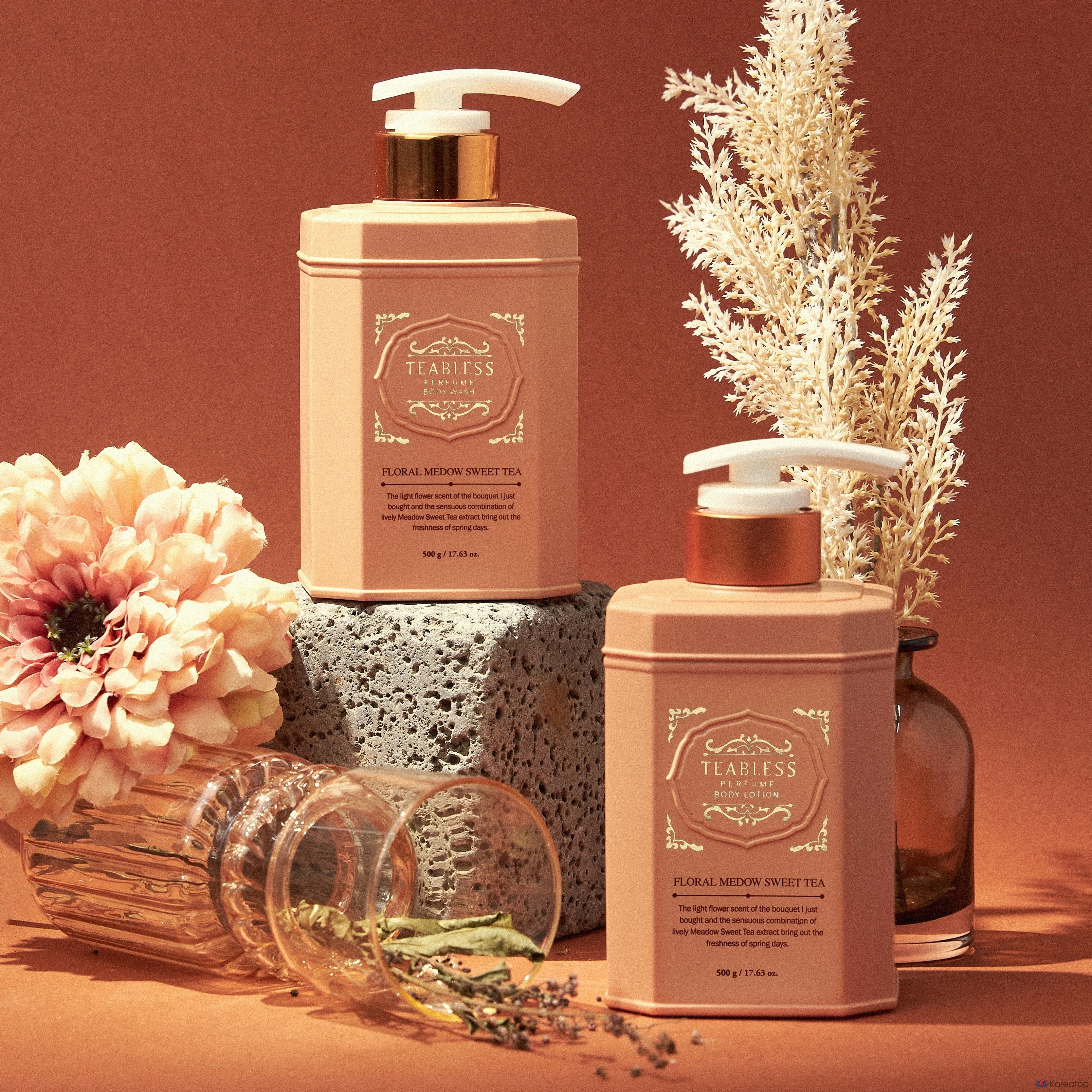 Набор для ухода TEABLESS Floral Meadow Sweet Tea Perfume Body Lotion + Body Wash + Gift Box 3-piece Set, 1 шт.