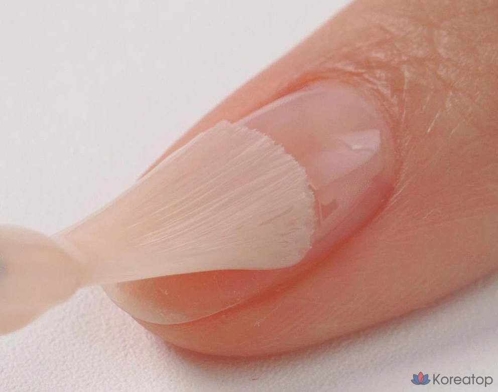 Укрепляющее средство для ногтей Ohora Natural Glow Milk Syrup Nail Strengthener Rosehip, 15 мл, 1 шт.