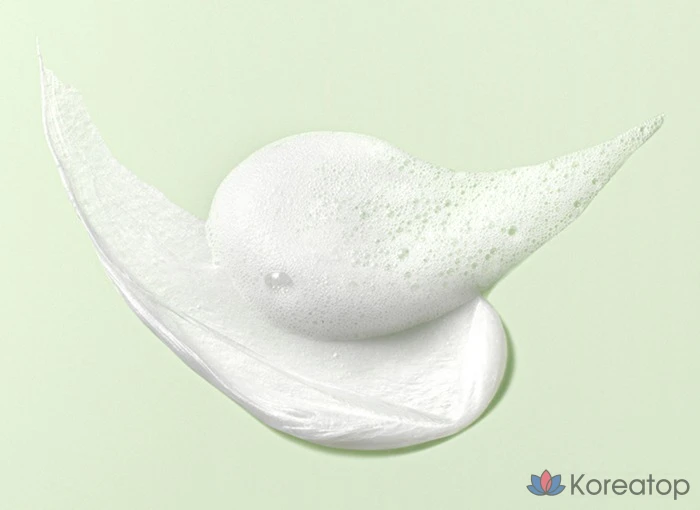 Очищающая пенка Bifesta Perfect Control Cleansing Foam, 130 г, 1 шт.