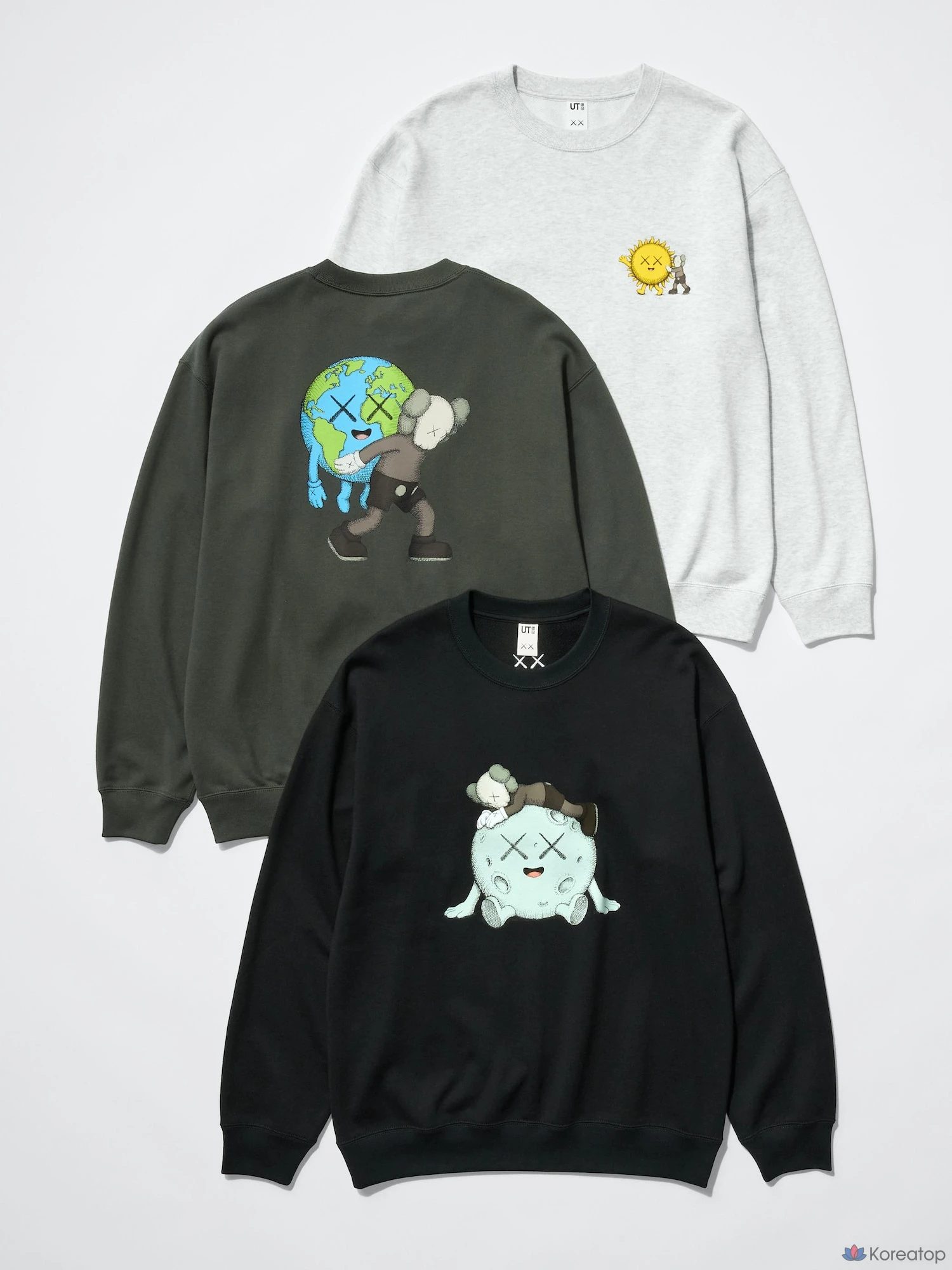 Свитшот Uniqlo KAWS UNIVERSE Sweatshirt B