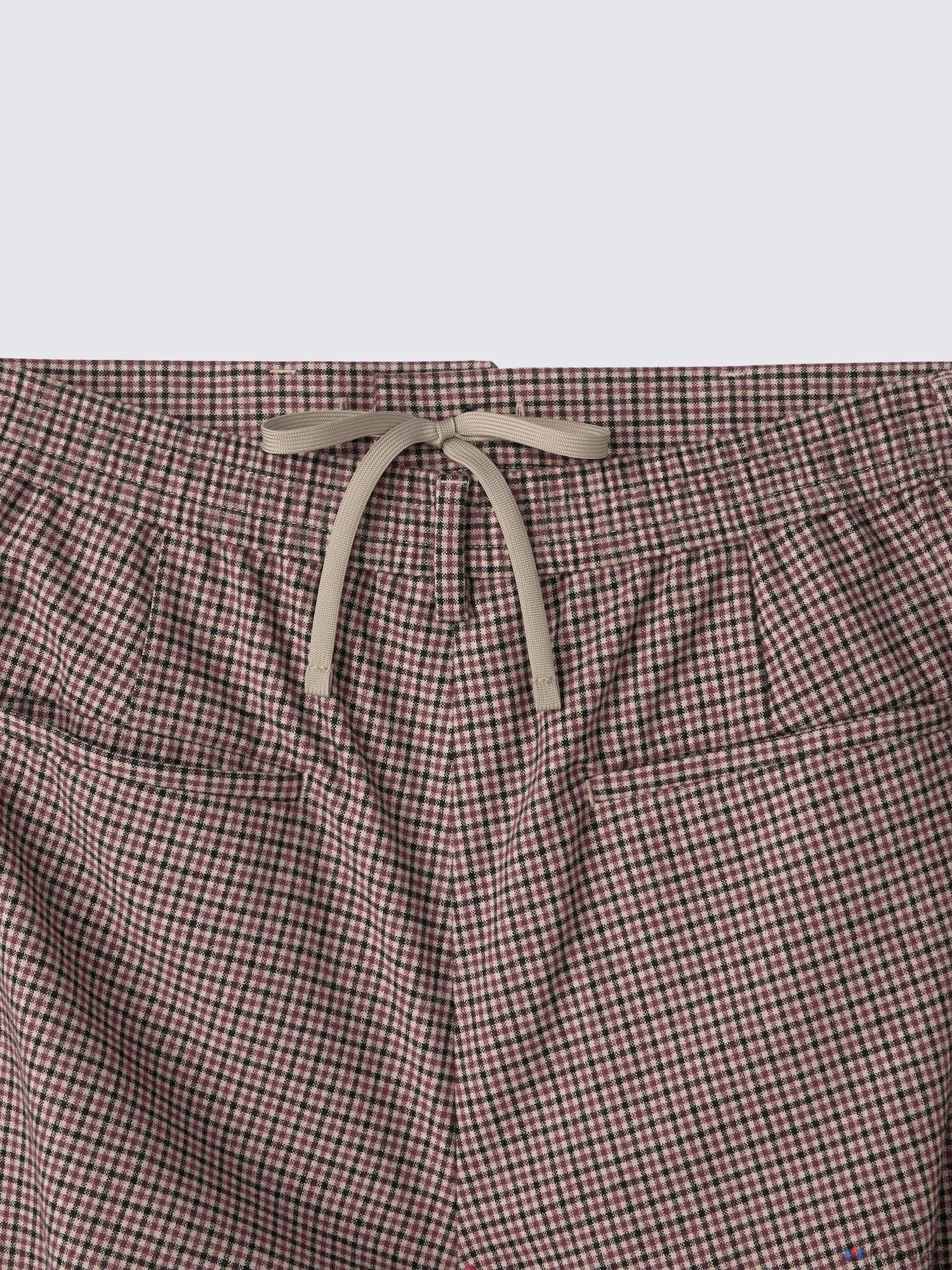 Брюки Uniqlo Check Tuck Tapered Pants