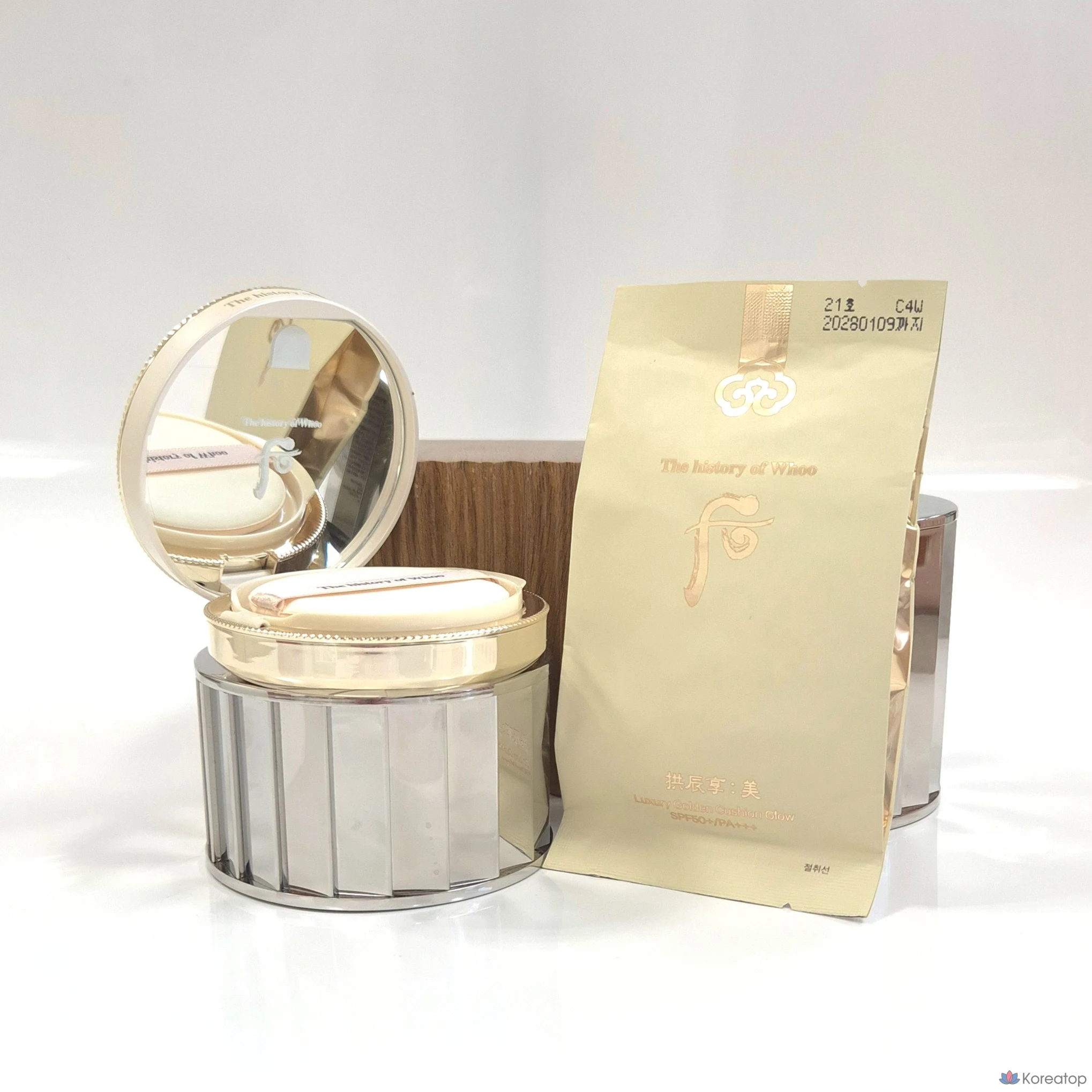 Кушон THE HISTORY OF WHOO Gongjinhyang Mi Luxury Golden Cushion, оттенок 21, 15 г, 2 шт.