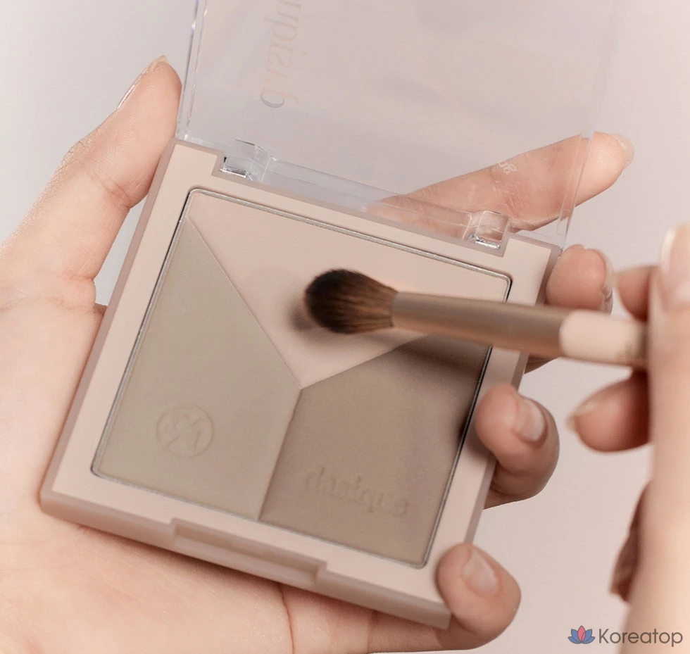 Шипучка для ванн Dasique V-Cut Shading, оттенок 02 Cool Blending, 13 г, 1 шт.