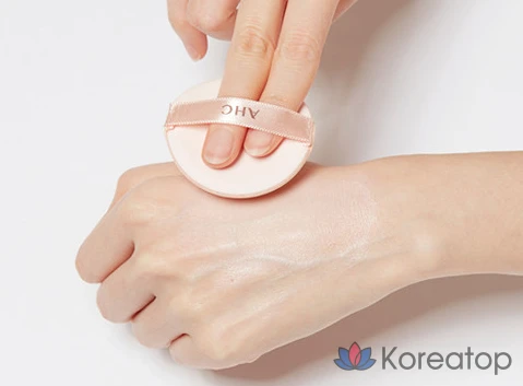 Кушон AHC Aura Secret Tone Up Cushion Refill SPF30 PA++, оттенок Light Pink, 15 г, 1 шт.