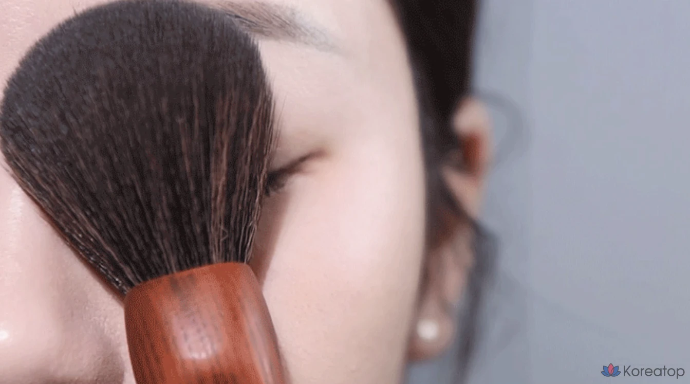 Пудра для фиксации макияжа Too Cool For School Bye Bye Dang Finish Setting Powder, 1 шт.