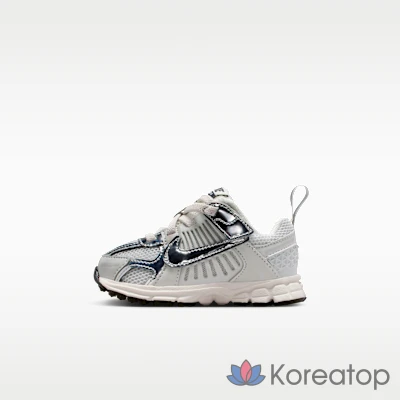 Кроссовки мужские Nike Zoom Vomero 5 SE SP