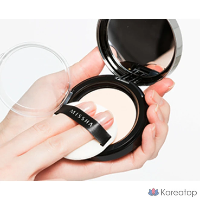 Пудра-компакт Missha Pro Touch Powder Pact, оттенок 21, 10 г, 1 шт.