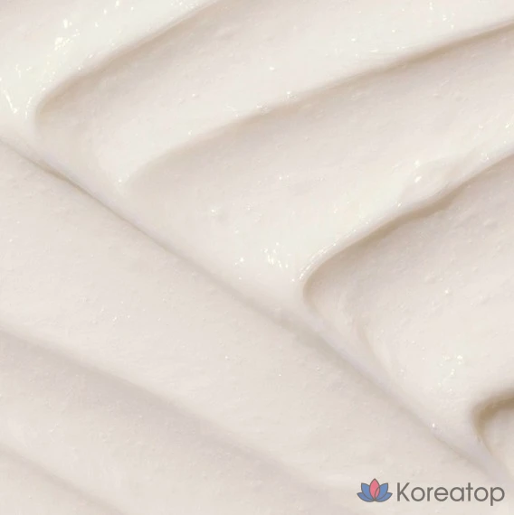 Пенка для умывания Innisfree Green Tea Cleansing Foam, 150 мл, 1 шт.