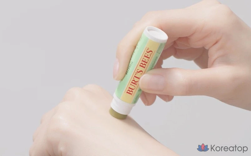 Бальзам Burt's Bees Rescue Ointment with Cica Stick, 4.25 г, 1 шт.