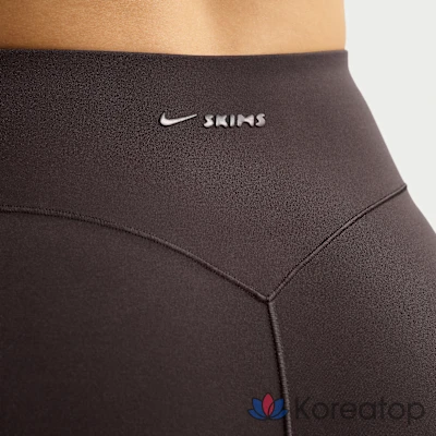 Шорты женские Nike Skims Studio Stretch 3-Inch