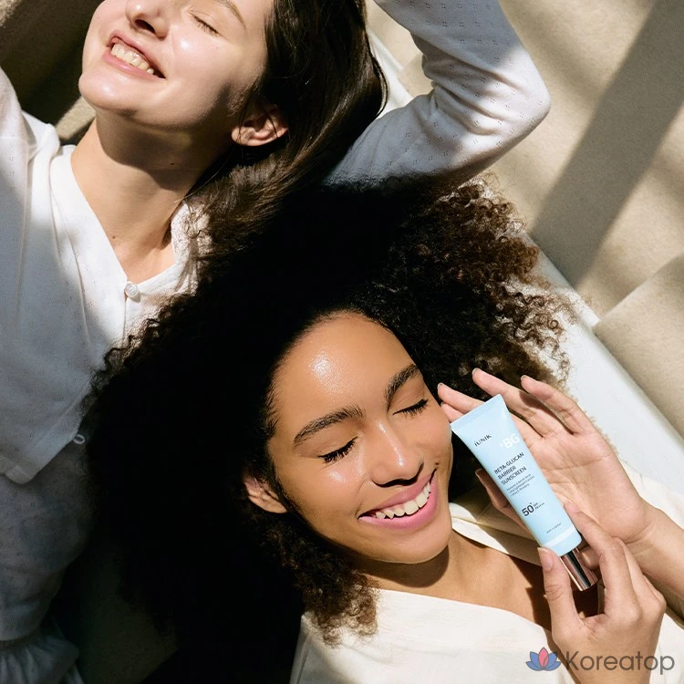 Солнцезащитный крем iUNIK Beta-Glucan Barrier Sunscreen, 60 мл, 1 шт.