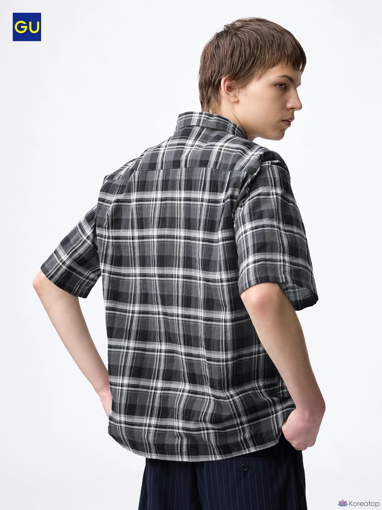 Рубашка Uniqlo Texture Pattern Short Sleeve Shirt