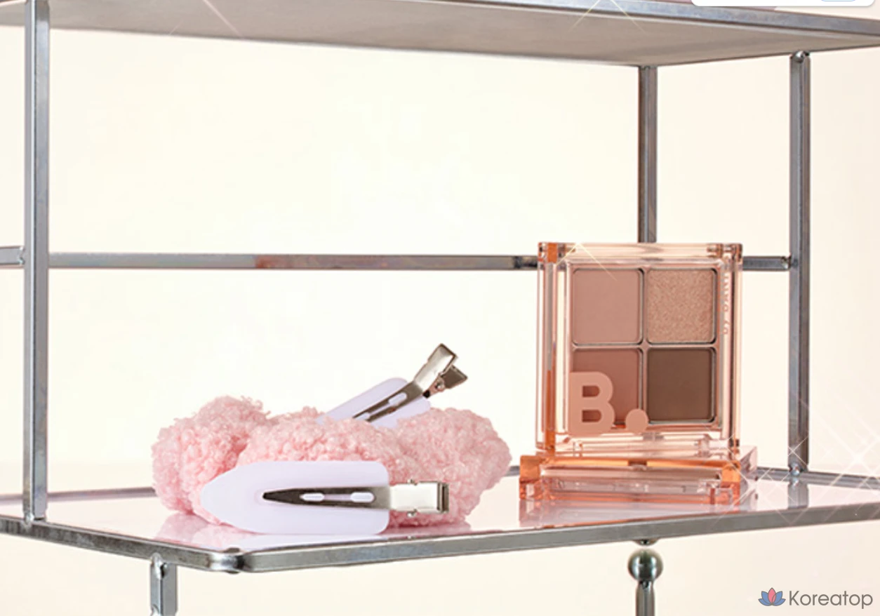 Палитра теней для век Banila Co Viva Vanilla Mood On Eye Palette, оттенок 05 Mute Mind, 1 шт.