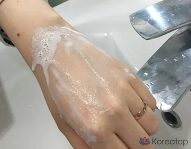 Очищающая пенка Isoi Sensitive Anti Dust Cleansing Foam, 100 мл, 1 шт.