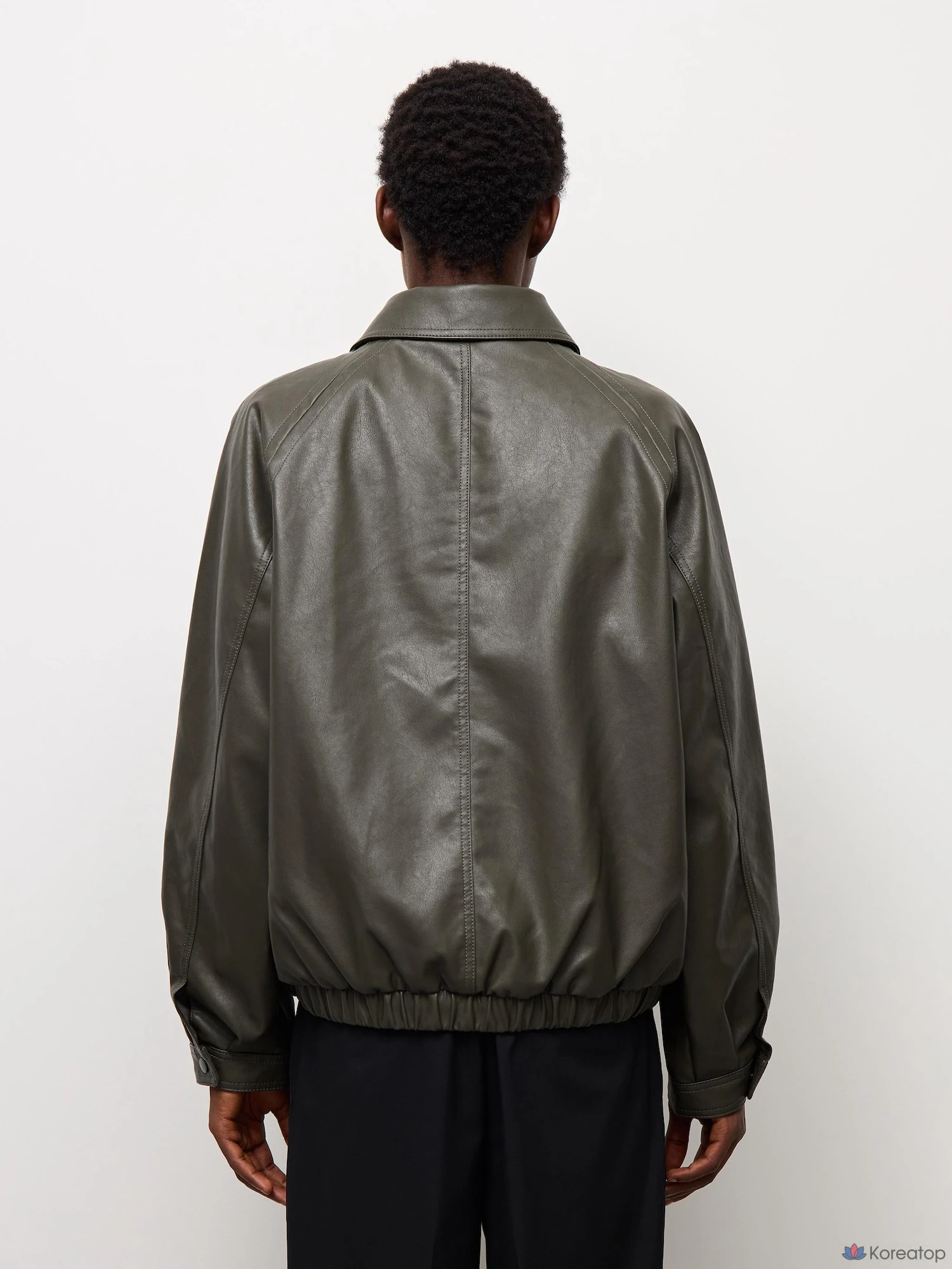 Куртка на молнии Uniqlo Faux Leather Zip-Up Jacket