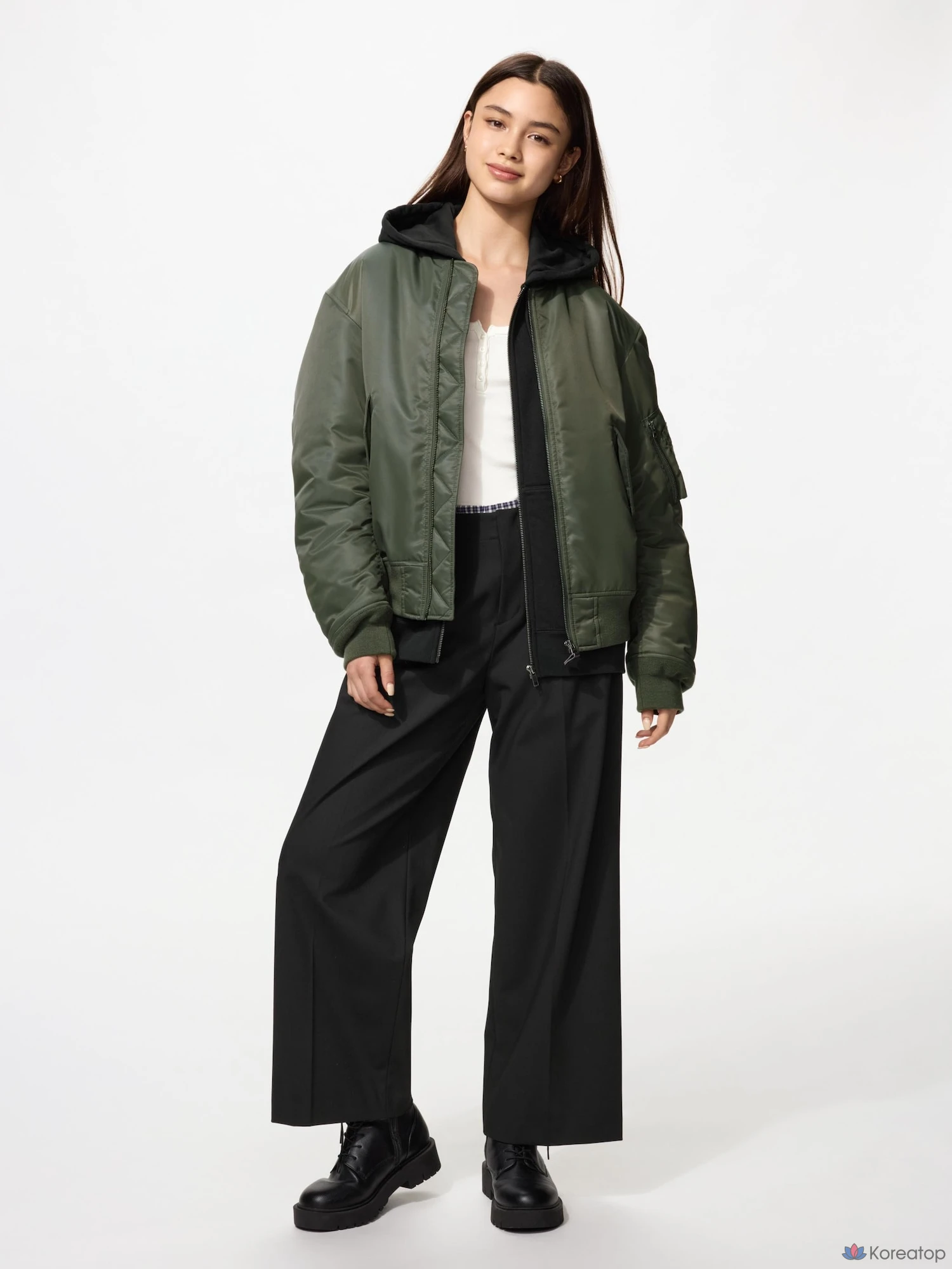 Бомбер Uniqlo MA-1 Blouson